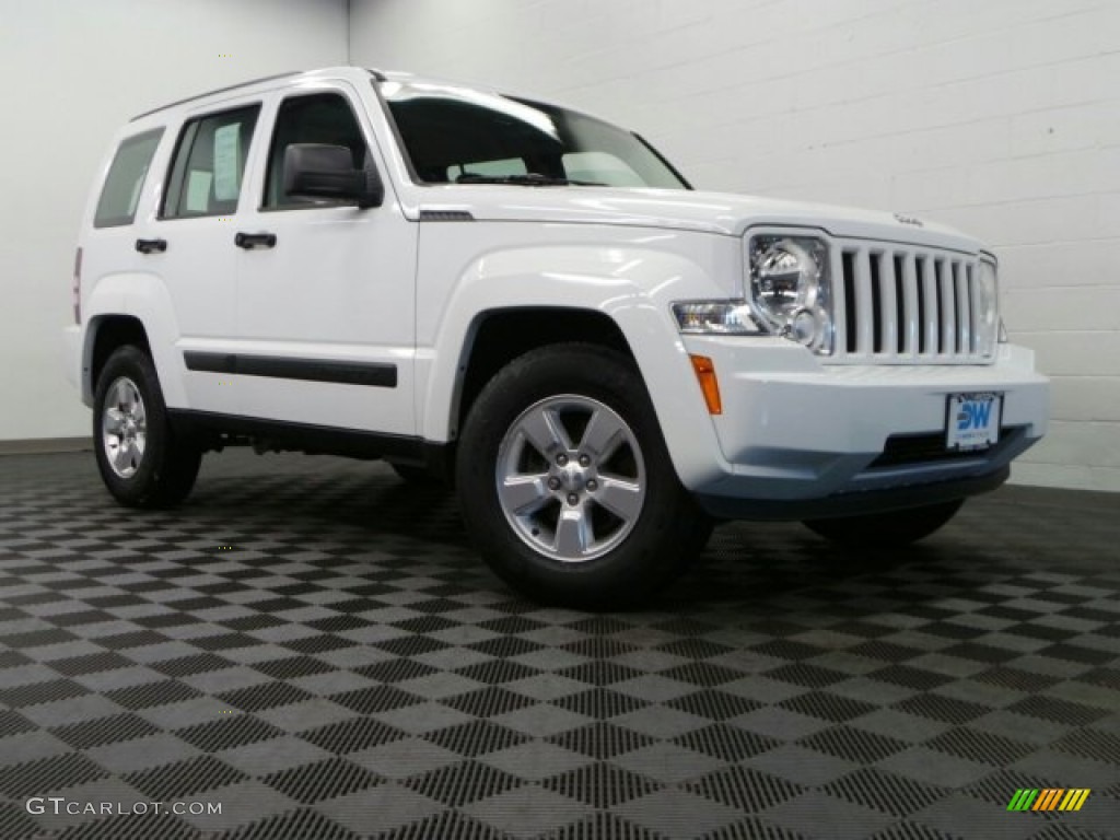 2011 Liberty Sport 4x4 - Bright White / Dark Slate Gray photo #1