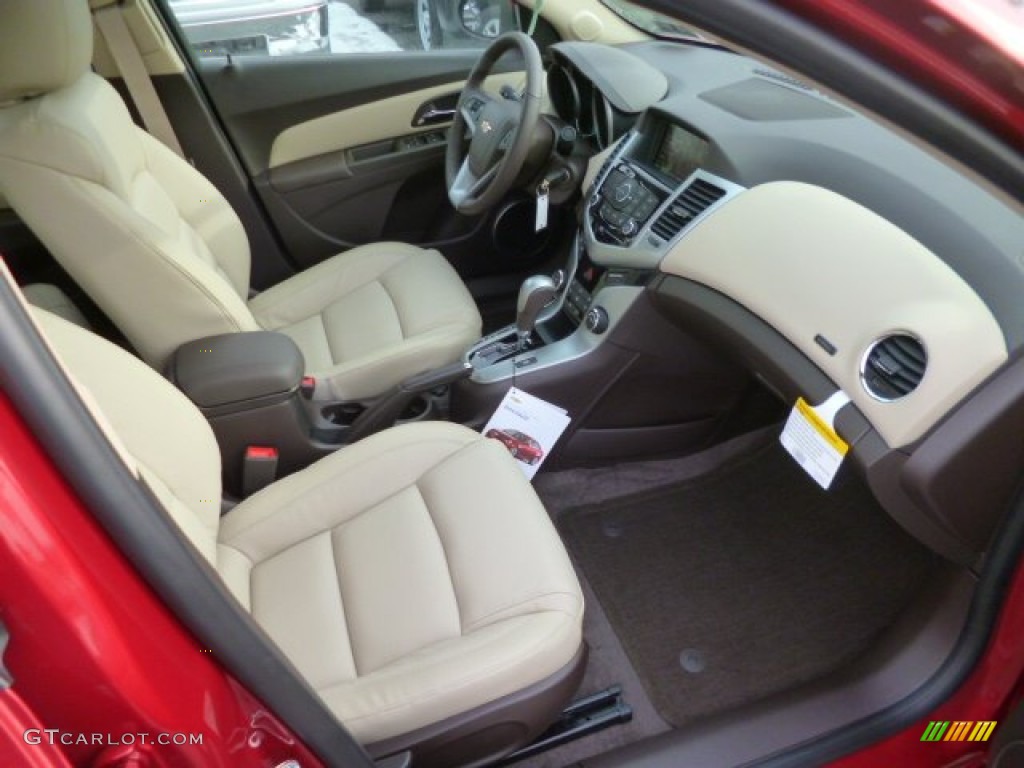 2014 Cruze LT - Crystal Red Tintcoat / Cocoa/Light Neutral photo #10