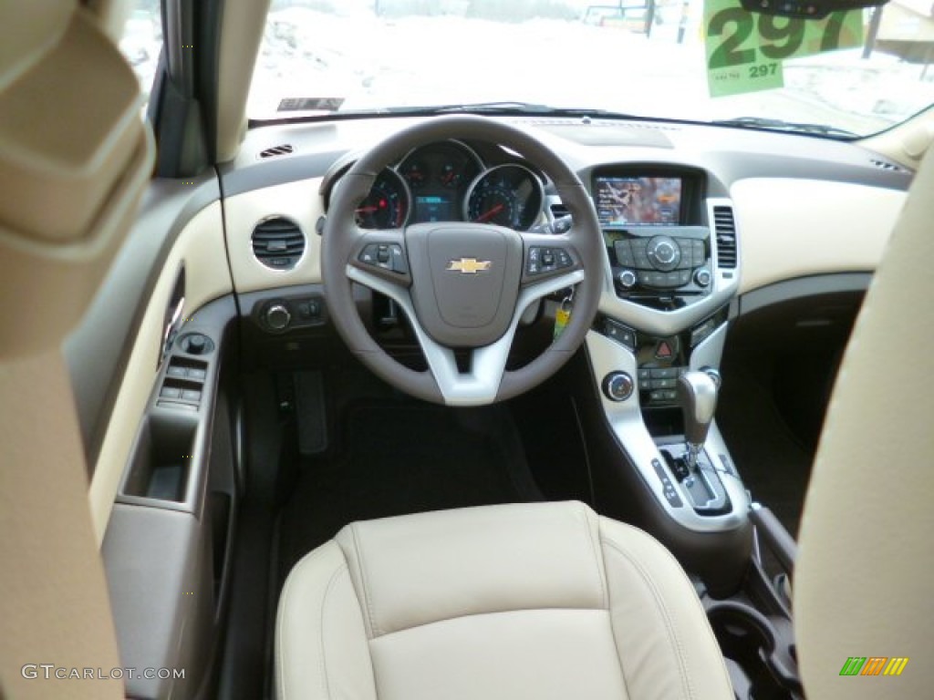 2014 Cruze LT - Crystal Red Tintcoat / Cocoa/Light Neutral photo #14