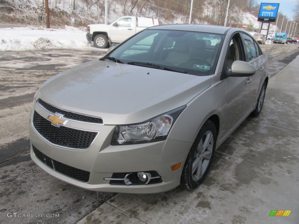 2014 Cruze LT - Champagne Silver Metallic / Cocoa/Light Neutral photo #6