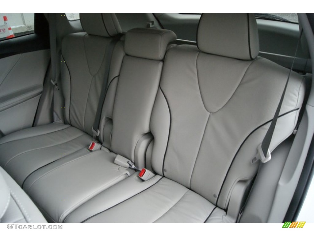 2014 Venza Limited - Blizzard White Pearl / Light Gray photo #7