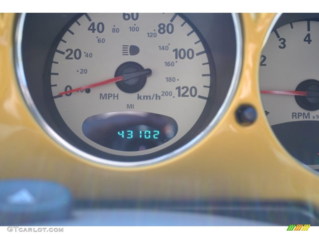 2002 PT Cruiser Limited - Inca Gold Pearlcoat / Taupe photo #12