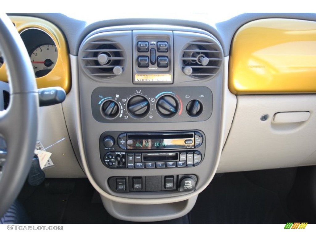 2002 PT Cruiser Limited - Inca Gold Pearlcoat / Taupe photo #14