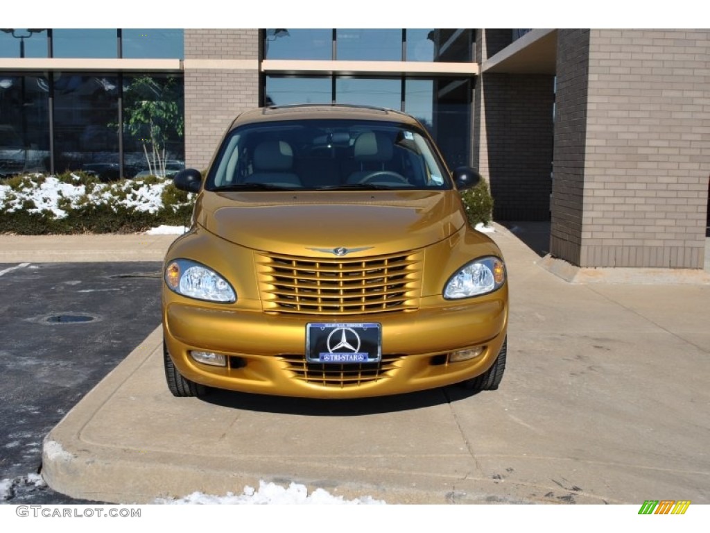 2002 PT Cruiser Limited - Inca Gold Pearlcoat / Taupe photo #16