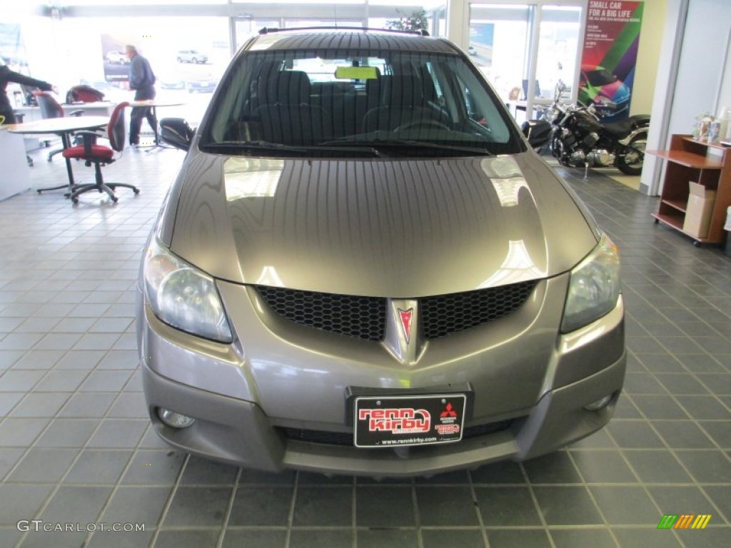 2004 Vibe AWD - Shadow Gray / Slate photo #2