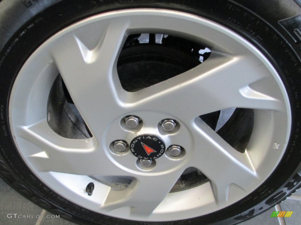 2004 Vibe AWD - Shadow Gray / Slate photo #24