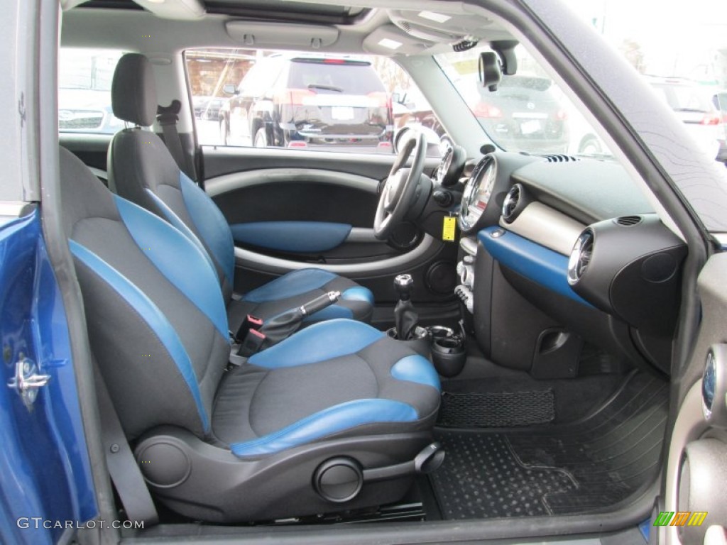 2008 Mini Cooper S Clubman Front Seat Photos
