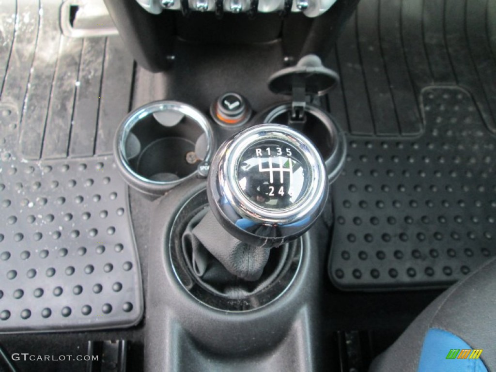 2008 Mini Cooper S Clubman Transmission Photos