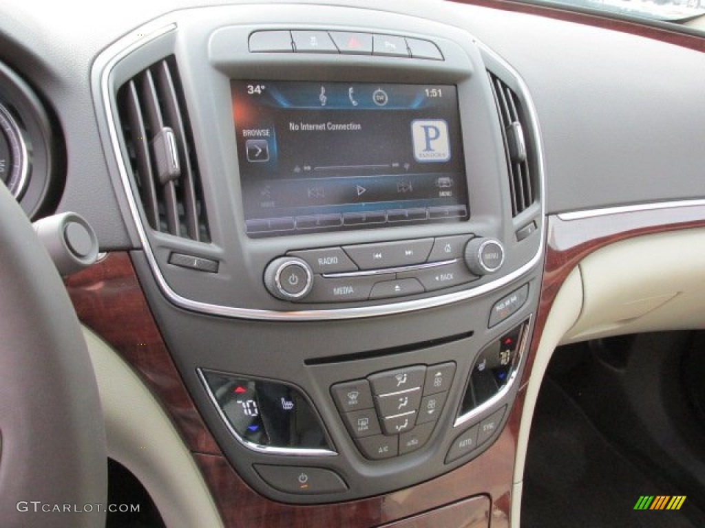2014 Buick Regal FWD Controls Photo #90542192
