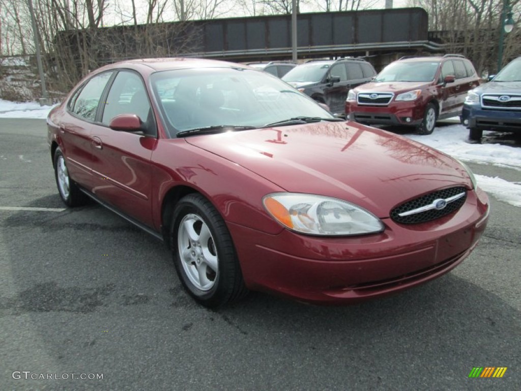 2002 Taurus SES - Matador Red Metallic / Medium Graphite photo #4
