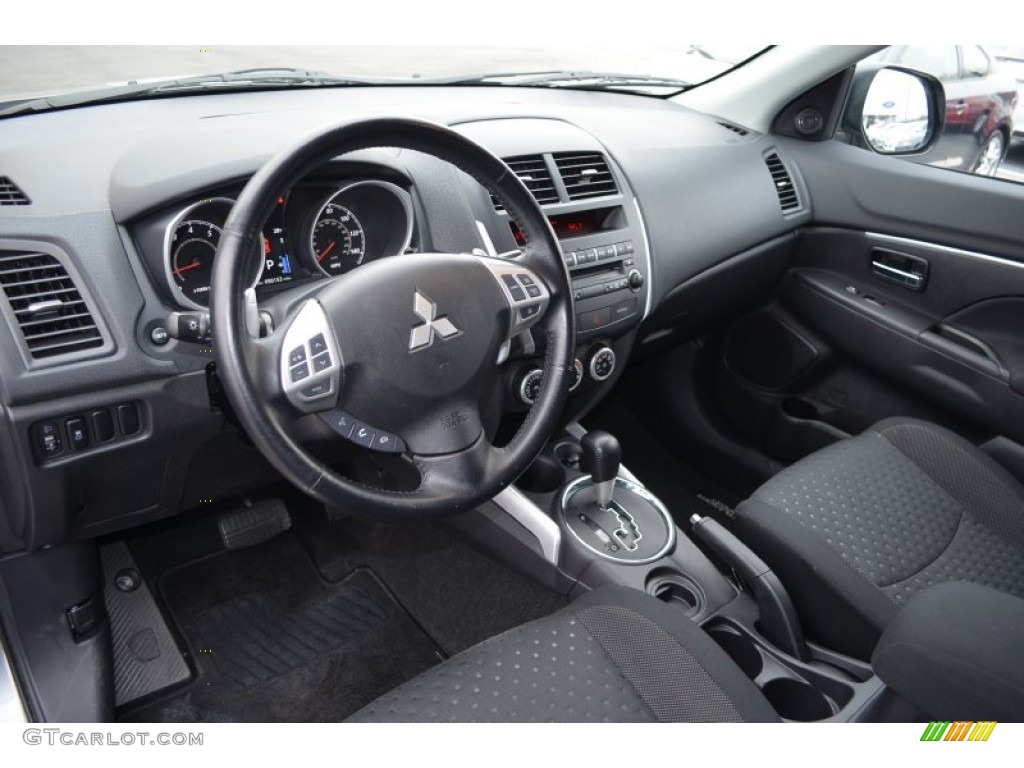 2011 Mitsubishi Outlander Sport SE Interior Color Photos
