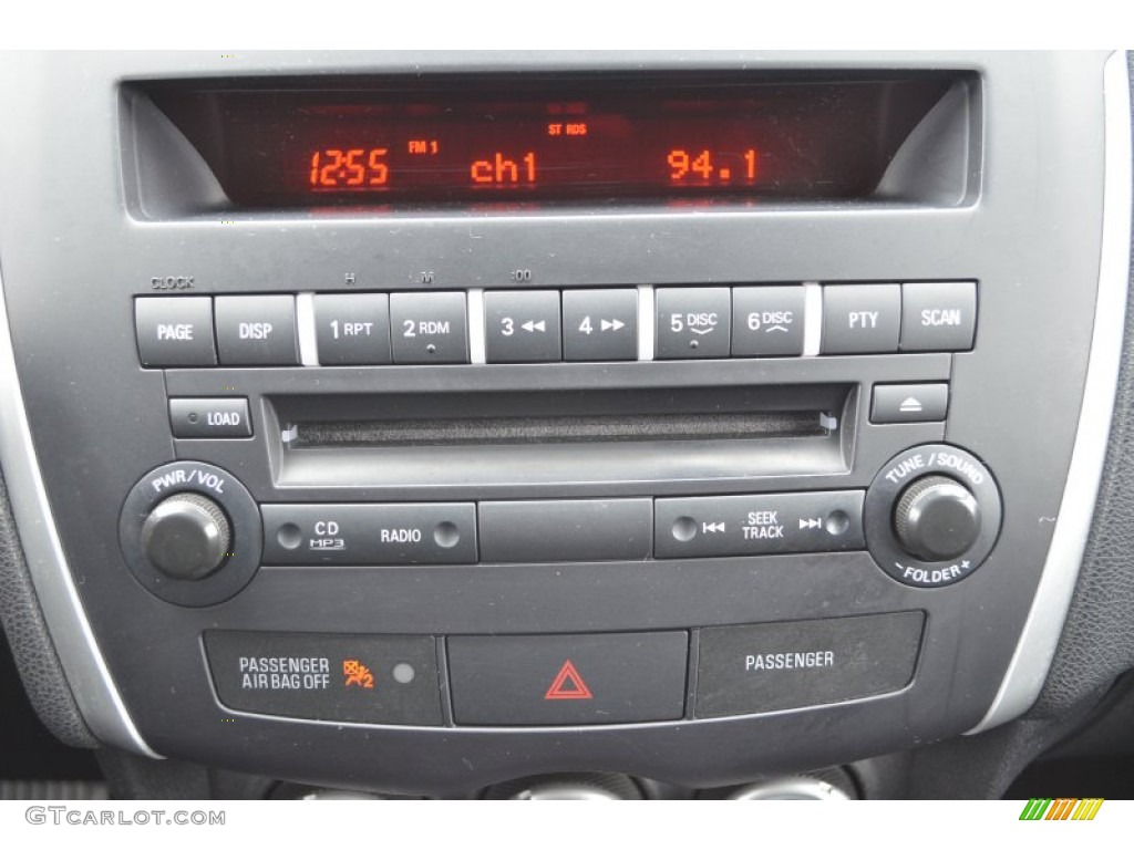 2011 Mitsubishi Outlander Sport SE Controls Photo #90545069