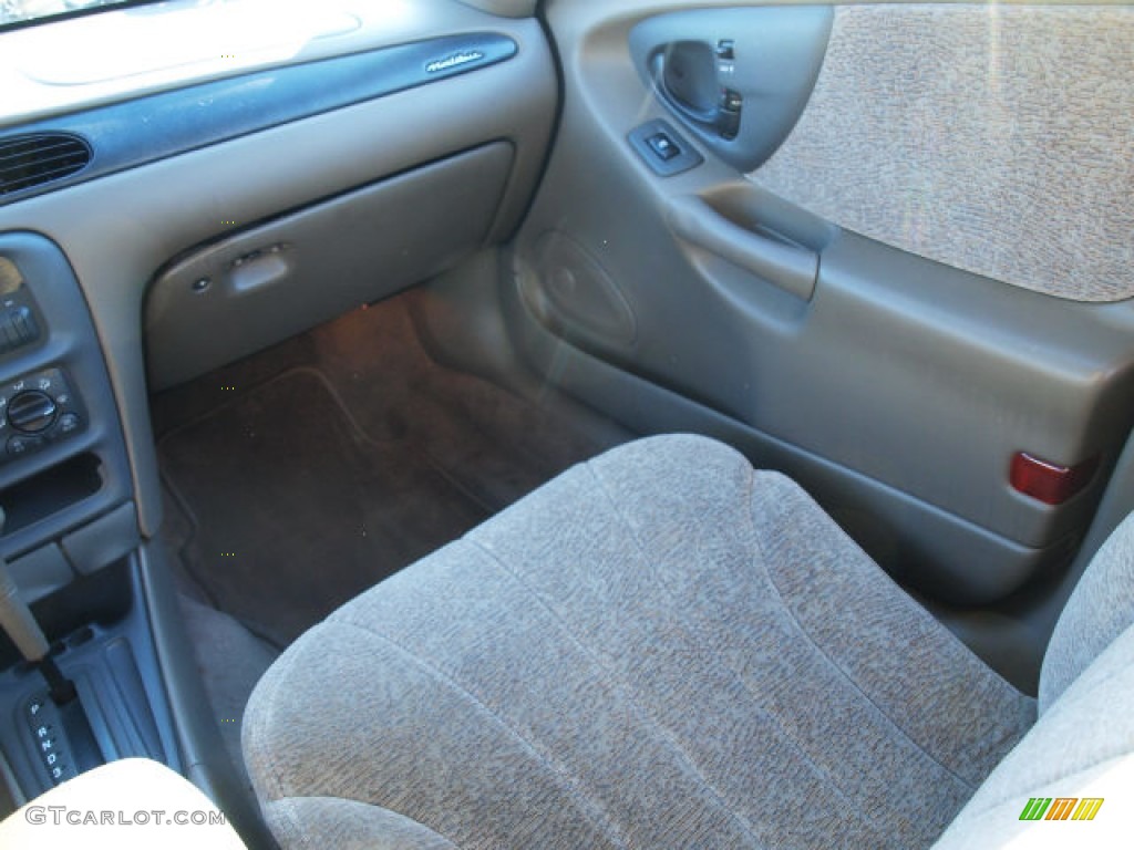 1998 Malibu Sedan - Sandrift Metallic / Medium Oak photo #13