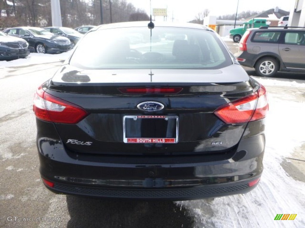 2012 Focus SEL Sedan - Tuxedo Black Metallic / Charcoal Black Leather photo #4