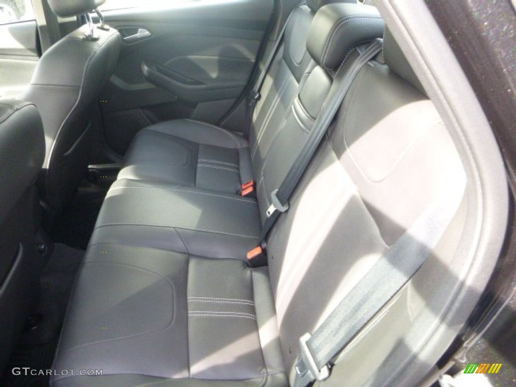 2012 Focus SEL Sedan - Tuxedo Black Metallic / Charcoal Black Leather photo #16