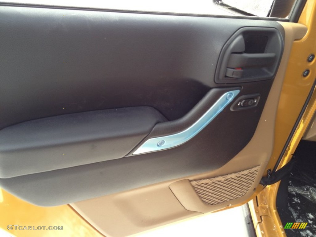 2014 Wrangler Unlimited Rubicon 4x4 - Amp