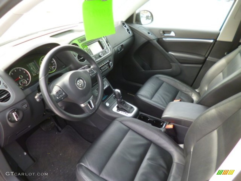 2012 Tiguan S 4Motion - Deep Black Metallic / Black photo #11