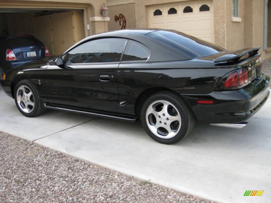 1996 Mustang SVT Cobra Coupe - Black / Black photo #1