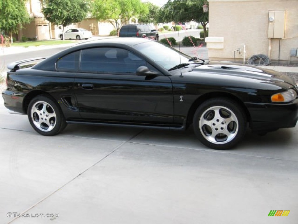 1996 Mustang SVT Cobra Coupe - Black / Black photo #3