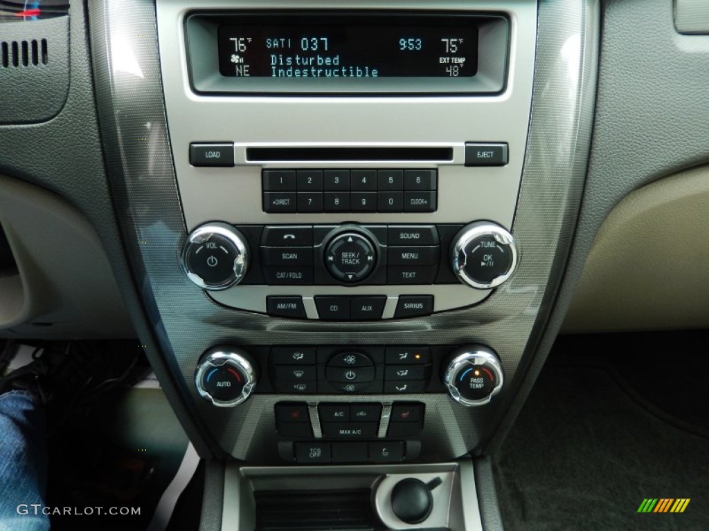 2012 Ford Fusion SEL Controls Photo #90565030