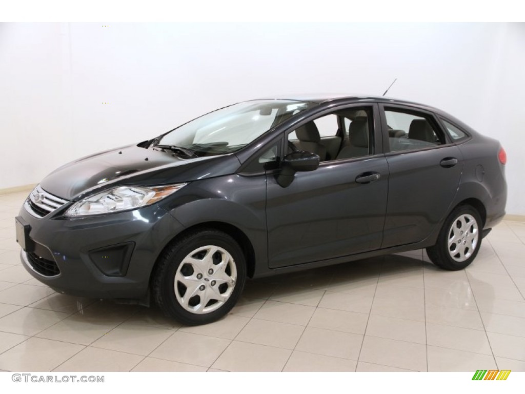 2011 Fiesta SE Sedan - Monterey Grey Metallic / Light Stone/Charcoal Black Cloth photo #3