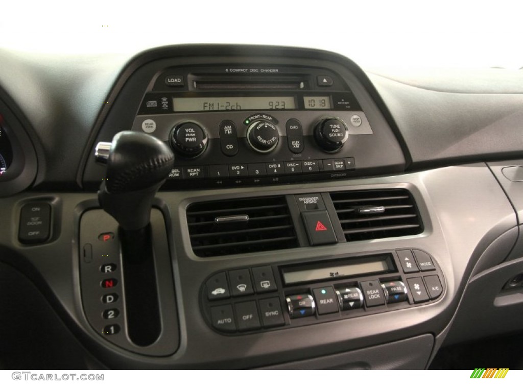 2006 Honda Odyssey EX-L Controls Photos