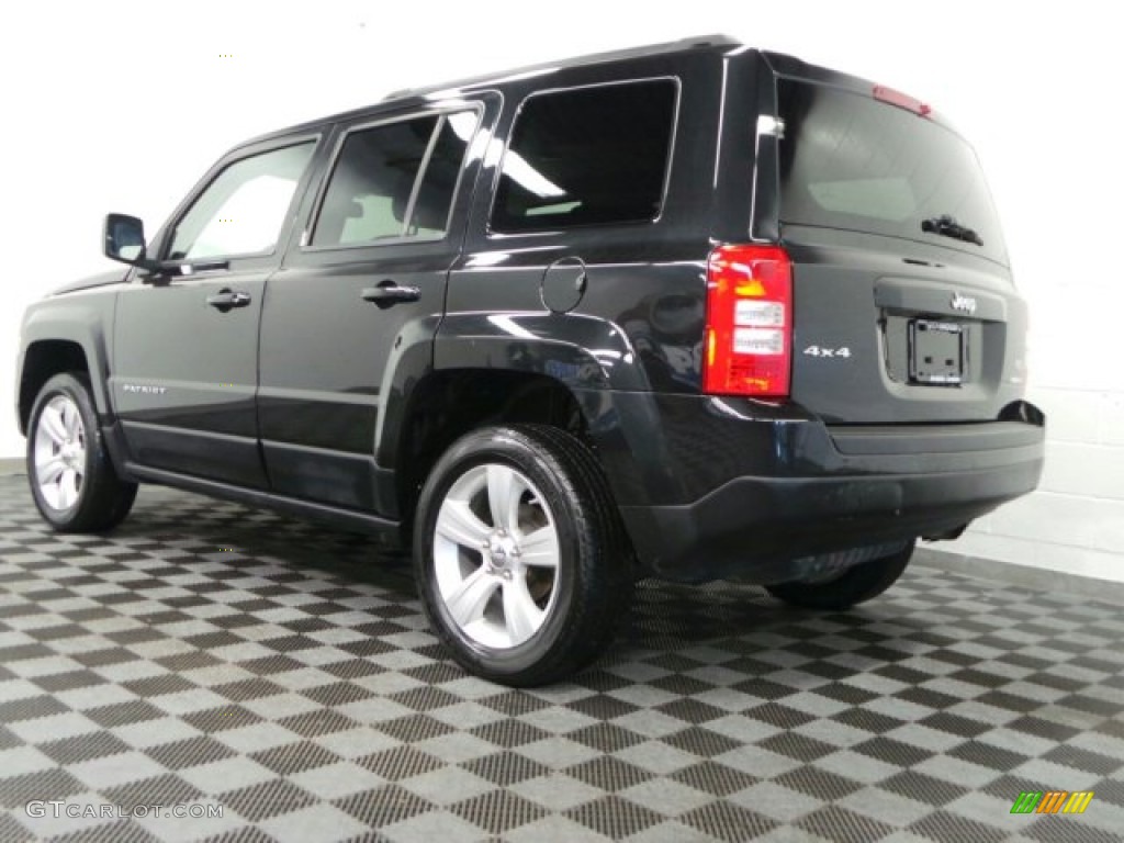 2011 Patriot Sport 4x4 - Brilliant Black Crystal Pearl / Dark Slate Gray photo #1