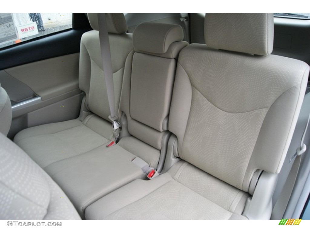 2014 Prius v Three - Sea Glass Pearl / Bisque photo #7
