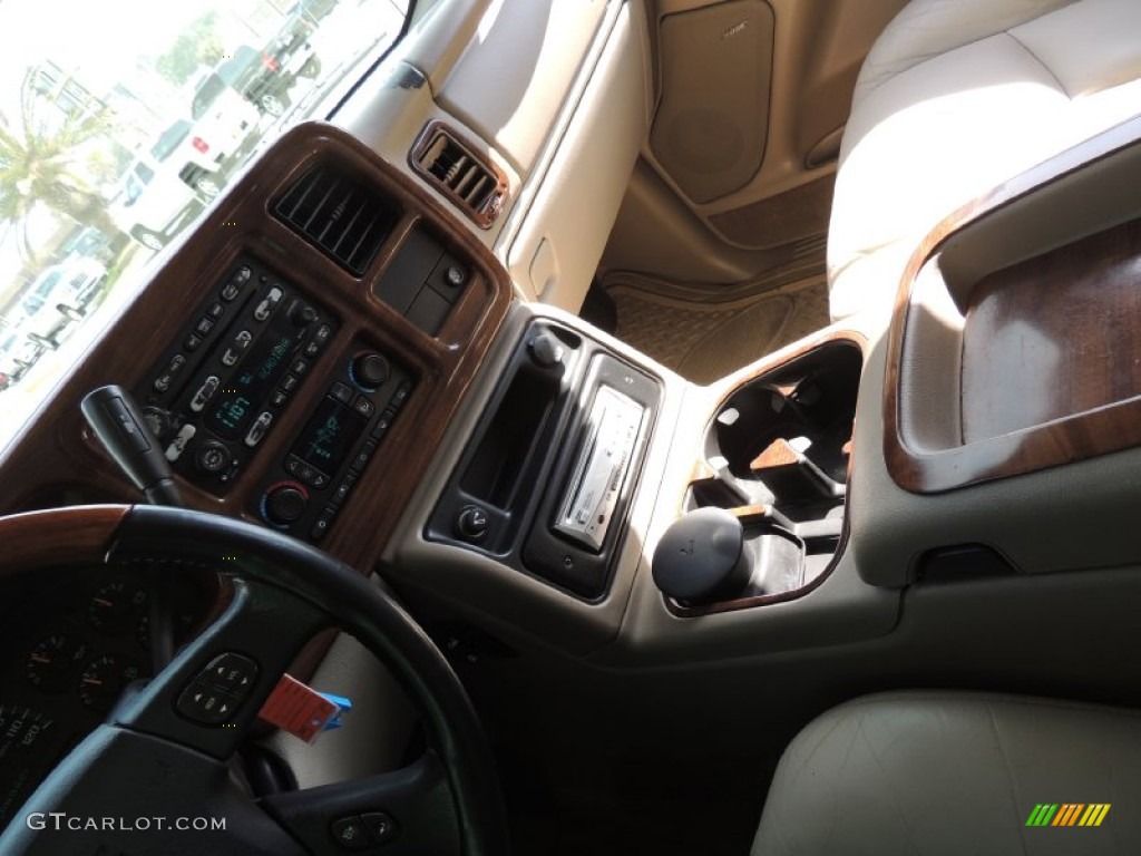 2003 Yukon XL SLT - Garnet Red Metallic / Neutral/Shale photo #26