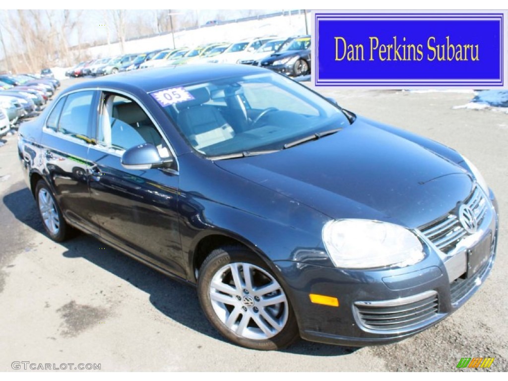 2005 Jetta 2.5 Sedan - Blue Graphite Metallic / Grey photo #1