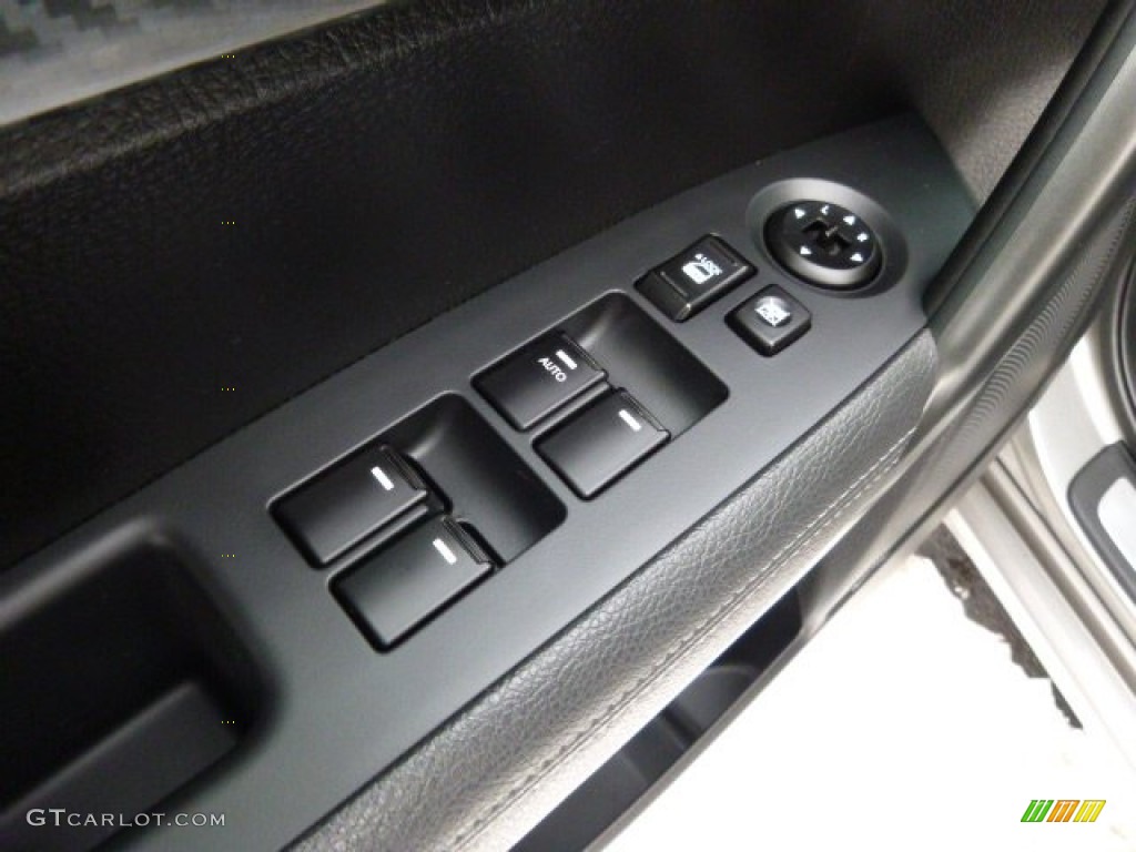2011 Sorento SX V6 AWD - Titanium Silver / Black photo #13
