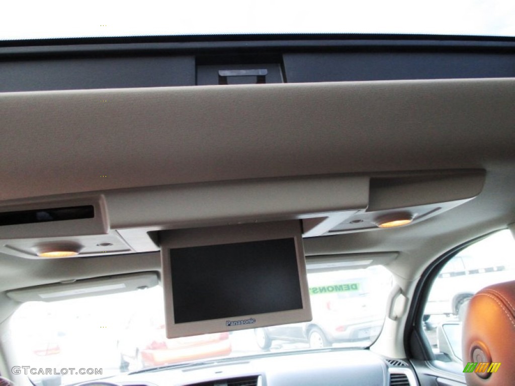 2014 GMC Acadia SLT AWD Entertainment System Photos