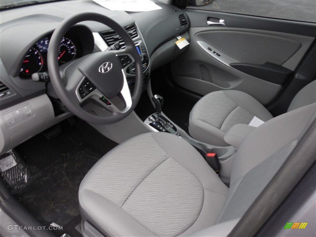Gray Interior 2014 Hyundai Accent GLS 4 Door Photo #90596741