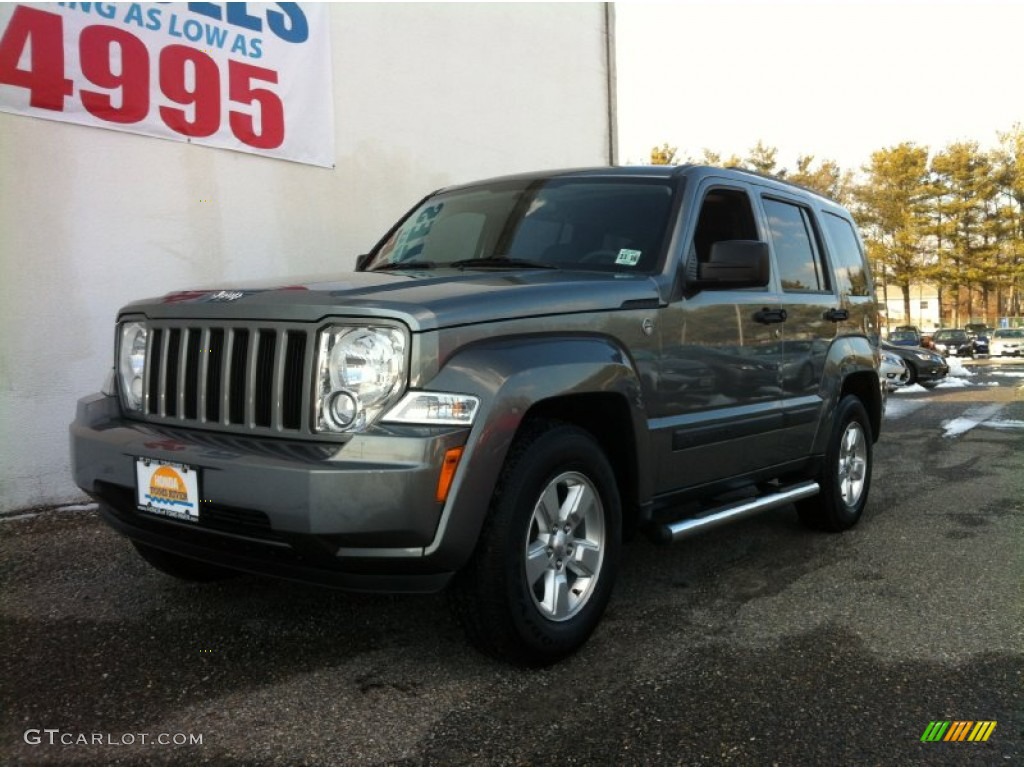 Mineral Gray Metallic Jeep Liberty