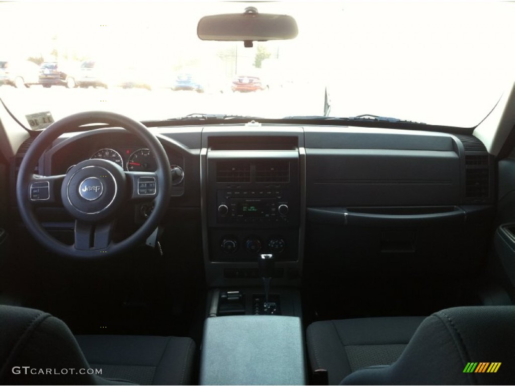 2012 Liberty Sport 4x4 - Mineral Gray Metallic / Dark Slate Gray photo #9