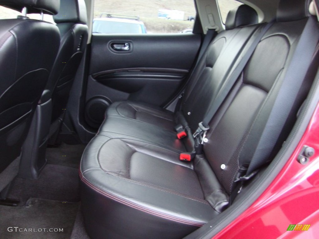 2009 Rogue SL AWD - Venom Red / Black photo #23
