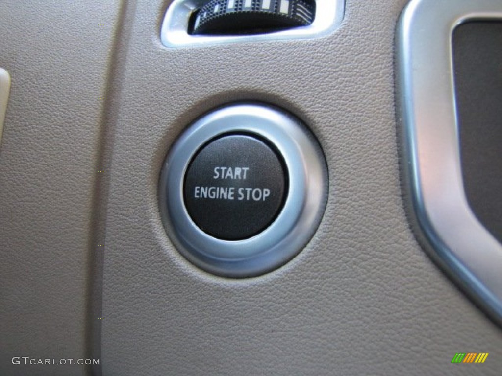2012 Land Rover LR4 HSE Controls Photo #90605121