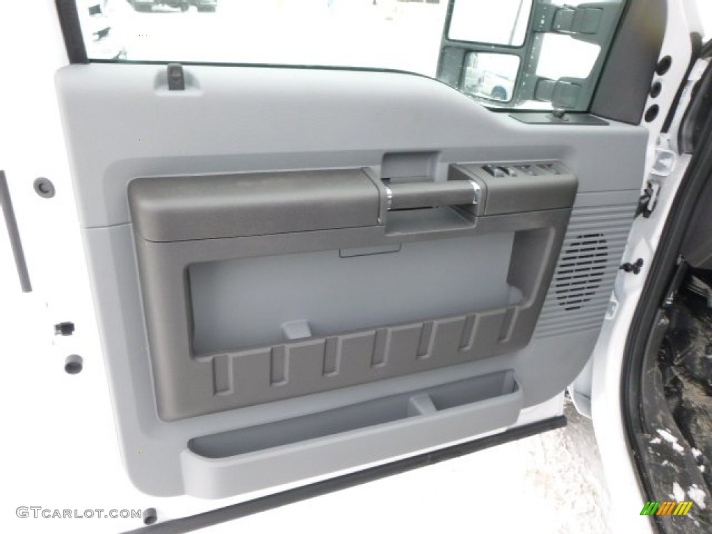 2014 F350 Super Duty XL Crew Cab 4x4 - Oxford White / Steel photo #11