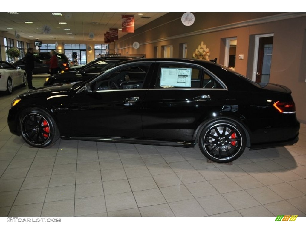 2014 E 63 AMG S-Model - Black / Black photo #3