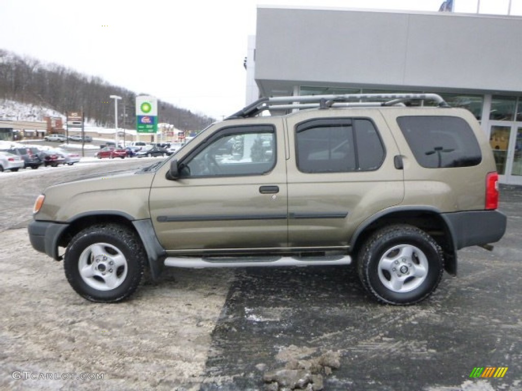2001 Xterra XE V6 4x4 - Gold Rush Metallic / Dusk Gray photo #2
