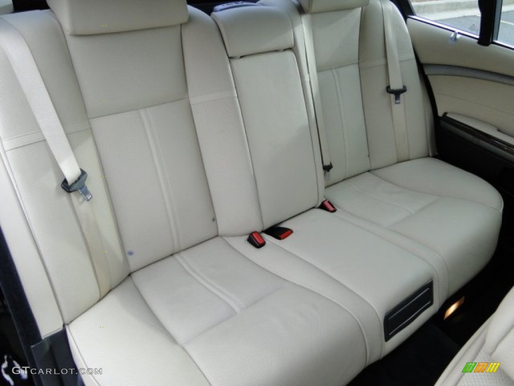 2007 BMW 7 Series 750Li Sedan Rear Seat Photos