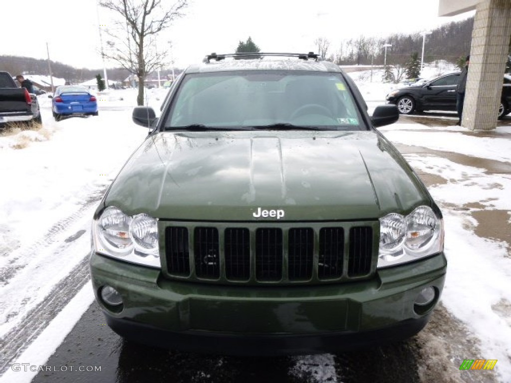 2007 Grand Cherokee Laredo 4x4 - Jeep Green Metallic / Medium Slate Gray photo #3