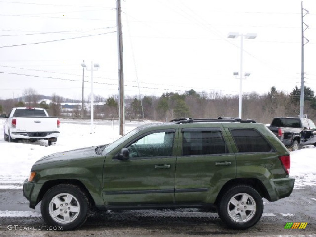 2007 Grand Cherokee Laredo 4x4 - Jeep Green Metallic / Medium Slate Gray photo #5