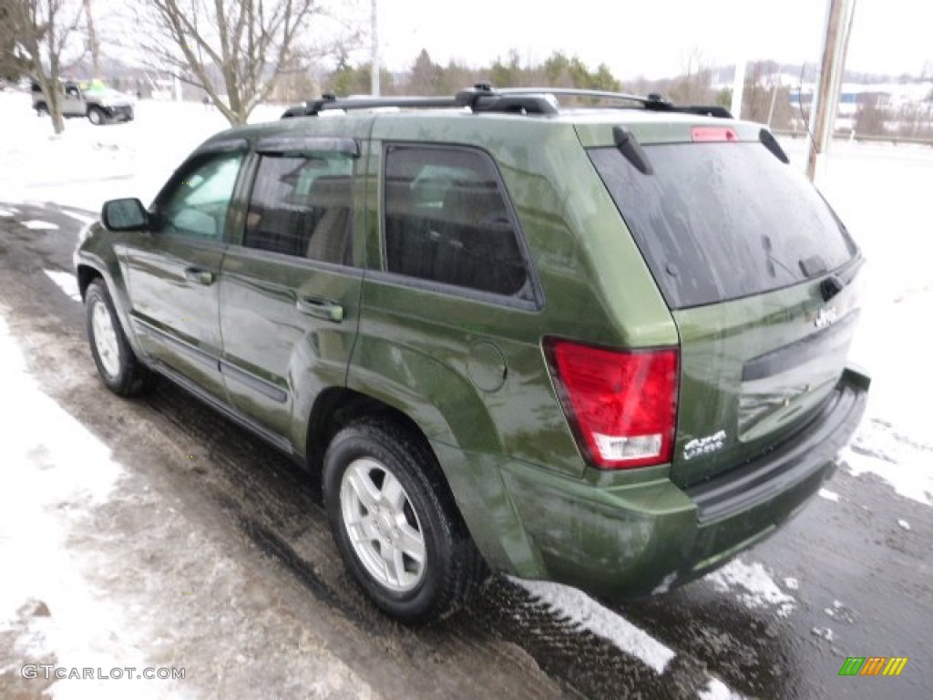 2007 Grand Cherokee Laredo 4x4 - Jeep Green Metallic / Medium Slate Gray photo #6