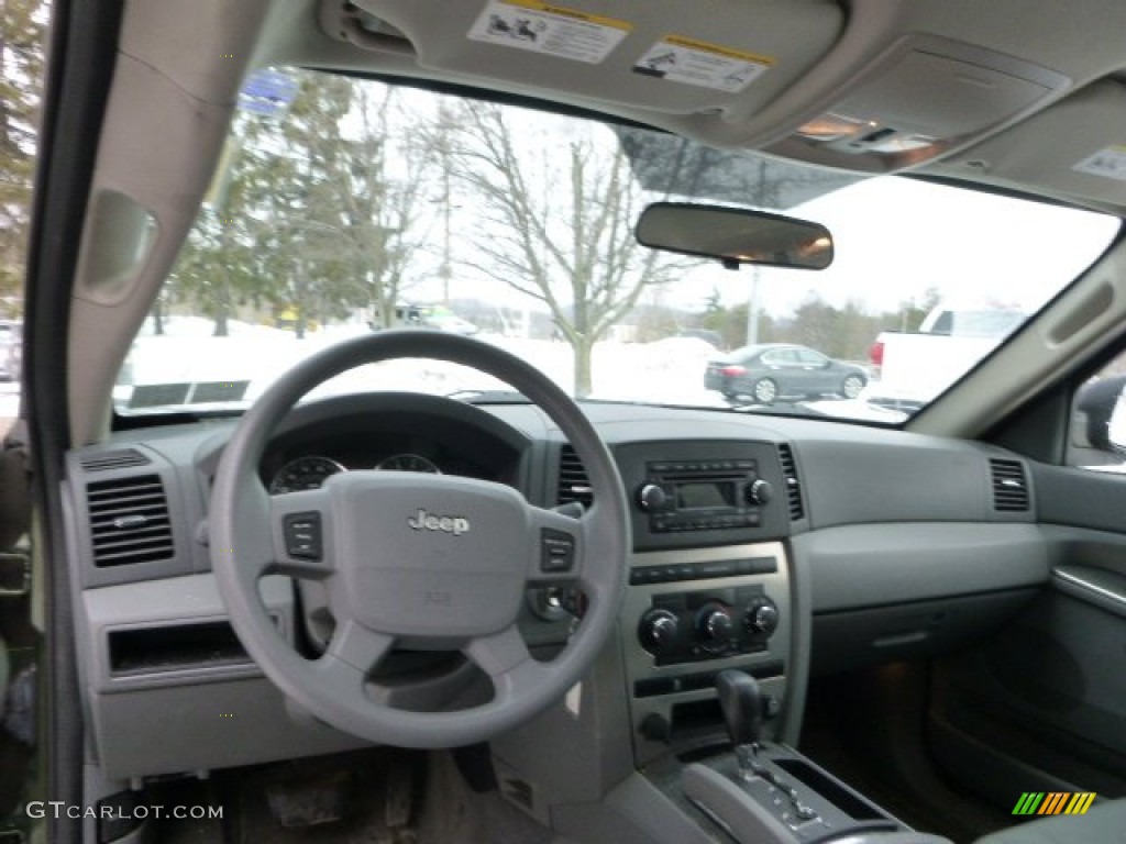 2007 Grand Cherokee Laredo 4x4 - Jeep Green Metallic / Medium Slate Gray photo #14