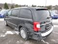 2014 Brilliant Black Crystal Pearl Chrysler Town & Country Limited  photo #8