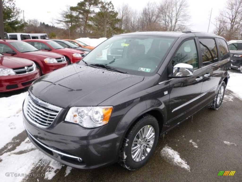 Granite Crystal Metallic 2014 Chrysler Town & Country 30th Anniversary Edition Exterior Photo #90616169