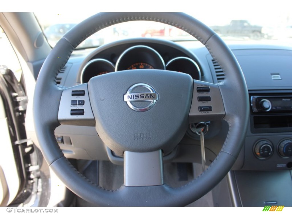 2006 Nissan Altima 2.5 S Special Edition Charcoal Steering Wheel Photo #90616601