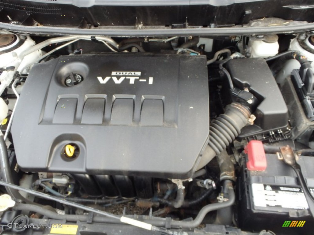 2010 Vibe 1.8L - Ultra White / Ebony photo #21