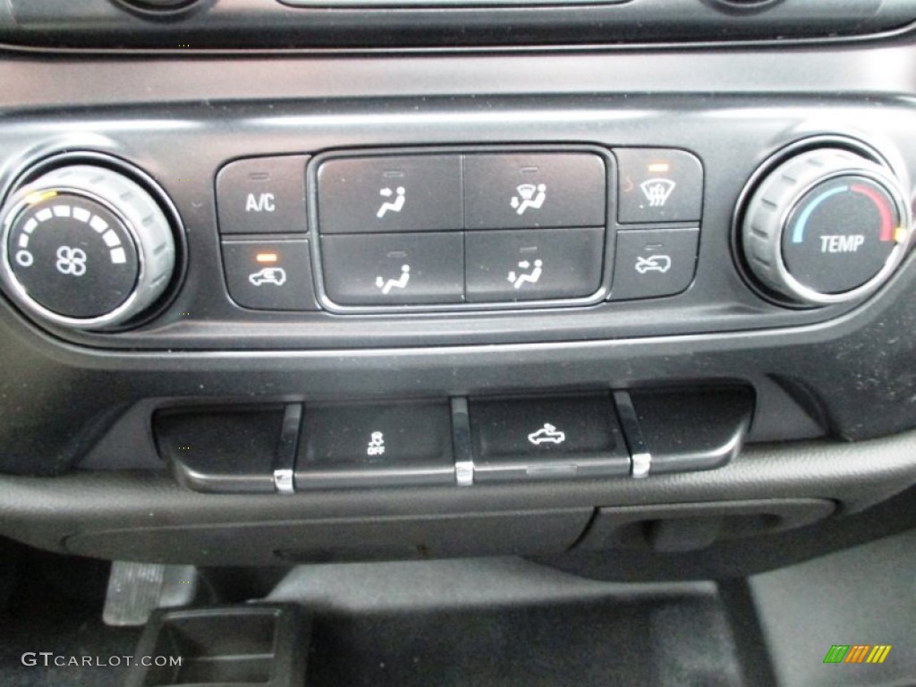 2015 GMC Sierra 2500HD Double Cab 4x4 Controls Photo #90618815